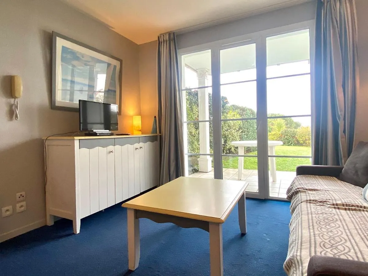 Ref 057 - Appartement Pour Quatre Personnes Avec Terrasse Secteur Port Crouesty Arzon France