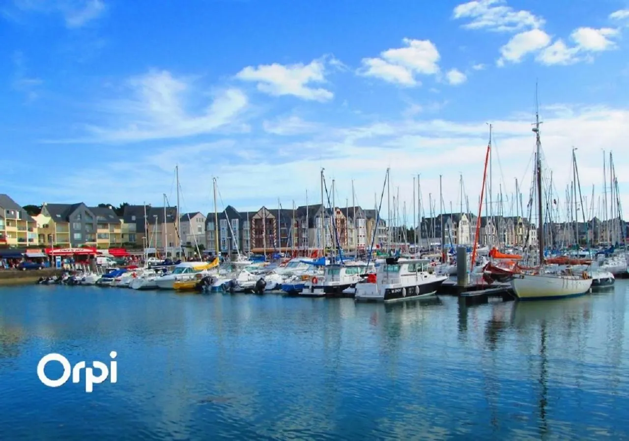 Apartment Ref 057 - Appartement Pour Quatre Personnes Avec Terrasse Secteur Port Crouesty Arzon